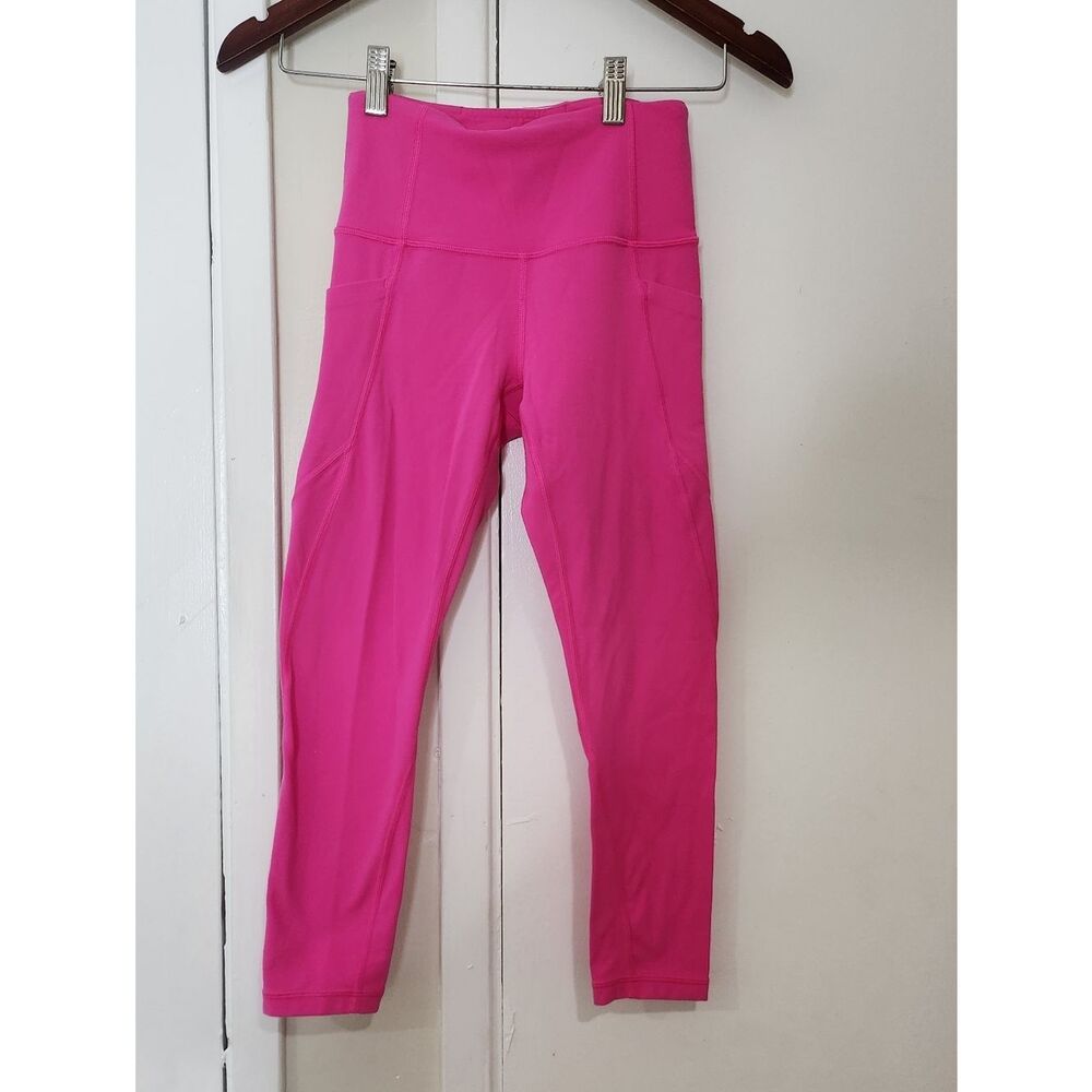 Athleta Hot Pink Cropped Leggings